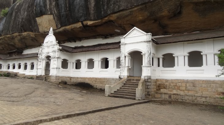 Dambulla Cave Temple